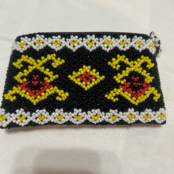 Handmade beaded wristlet new without tag - Picture 1 of 5